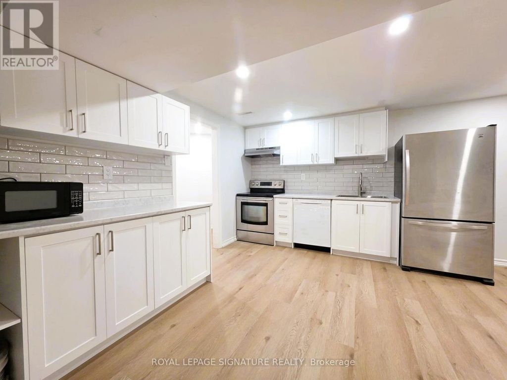 Bsmt - 148 Tamarac Trail, Aurora (aurora Highlands)