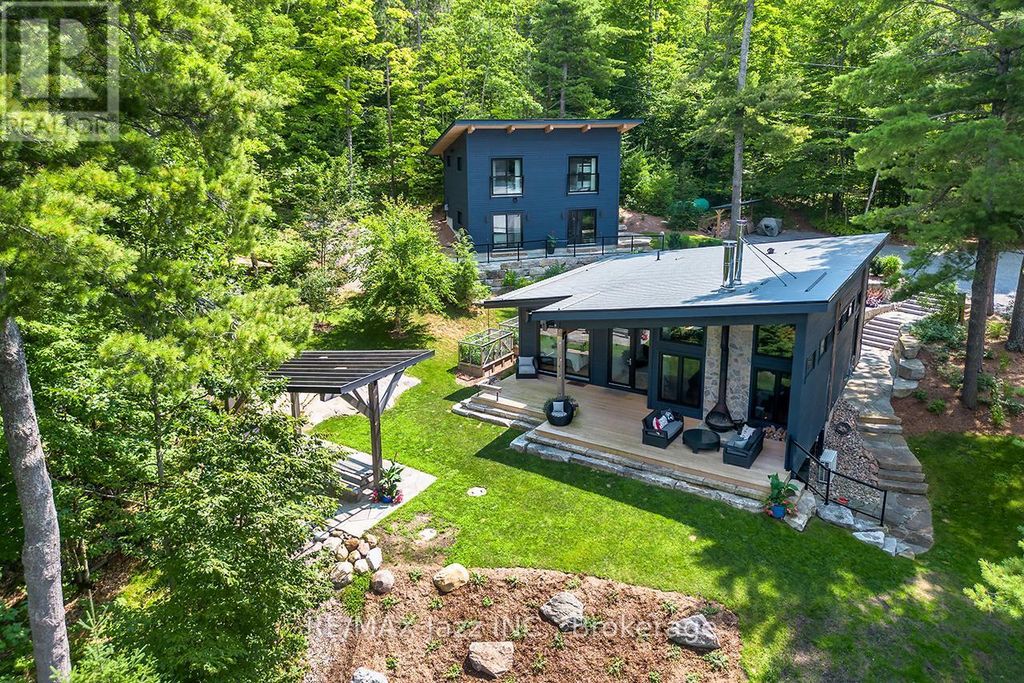 88 Brock Road, North Kawartha