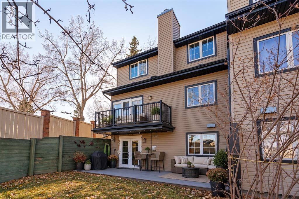 33, 448 Strathcona Drive Sw, Calgary