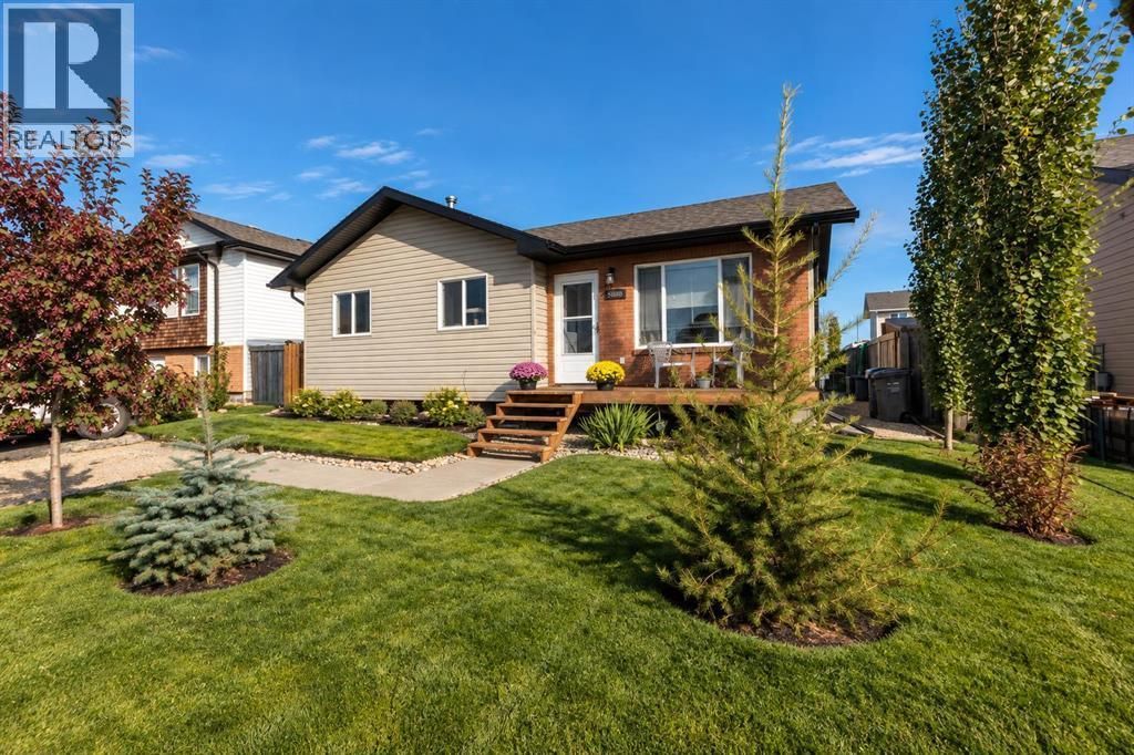 9328 98 Avenue, Wembley