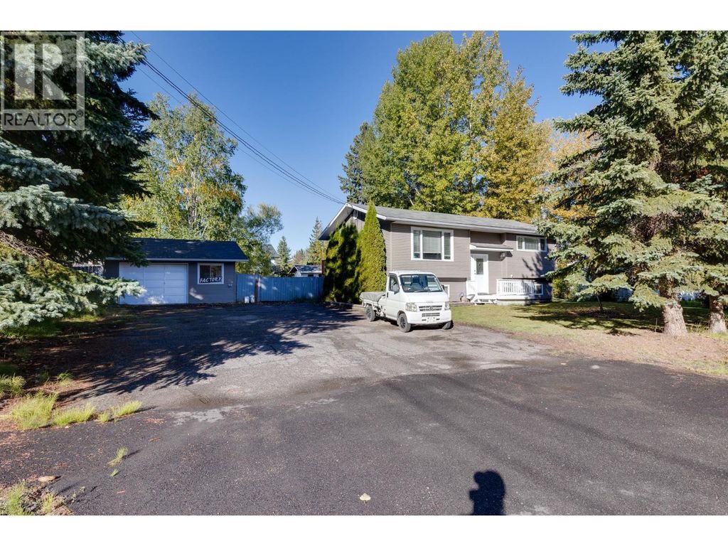 7287 Aldeen Road, Prince George