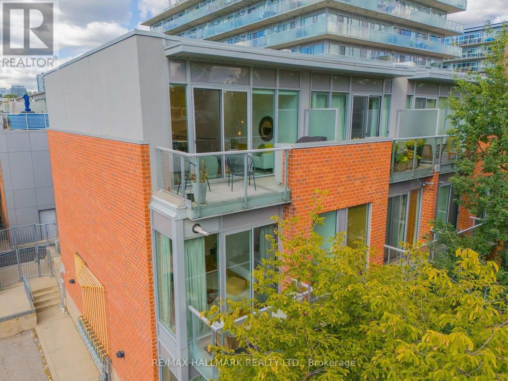 3 - 34 Boston Avenue, Toronto (south Riverdale)