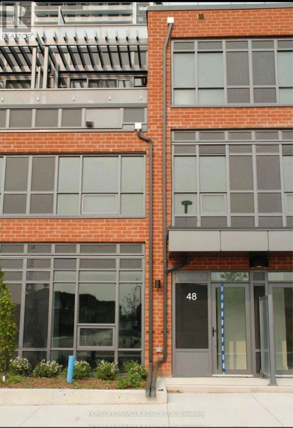 48 - 48 Alpine Symphony Path, Oshawa (windfields)