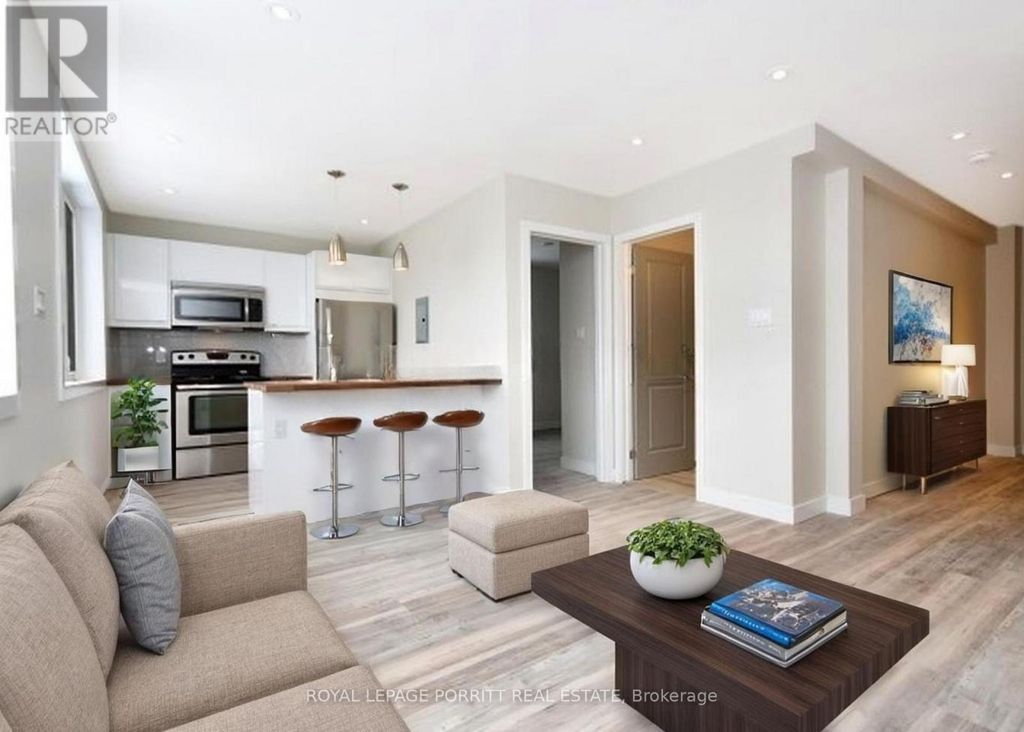 1 - 3411 Lake Shore Boulevard W, Toronto (long Branch)
