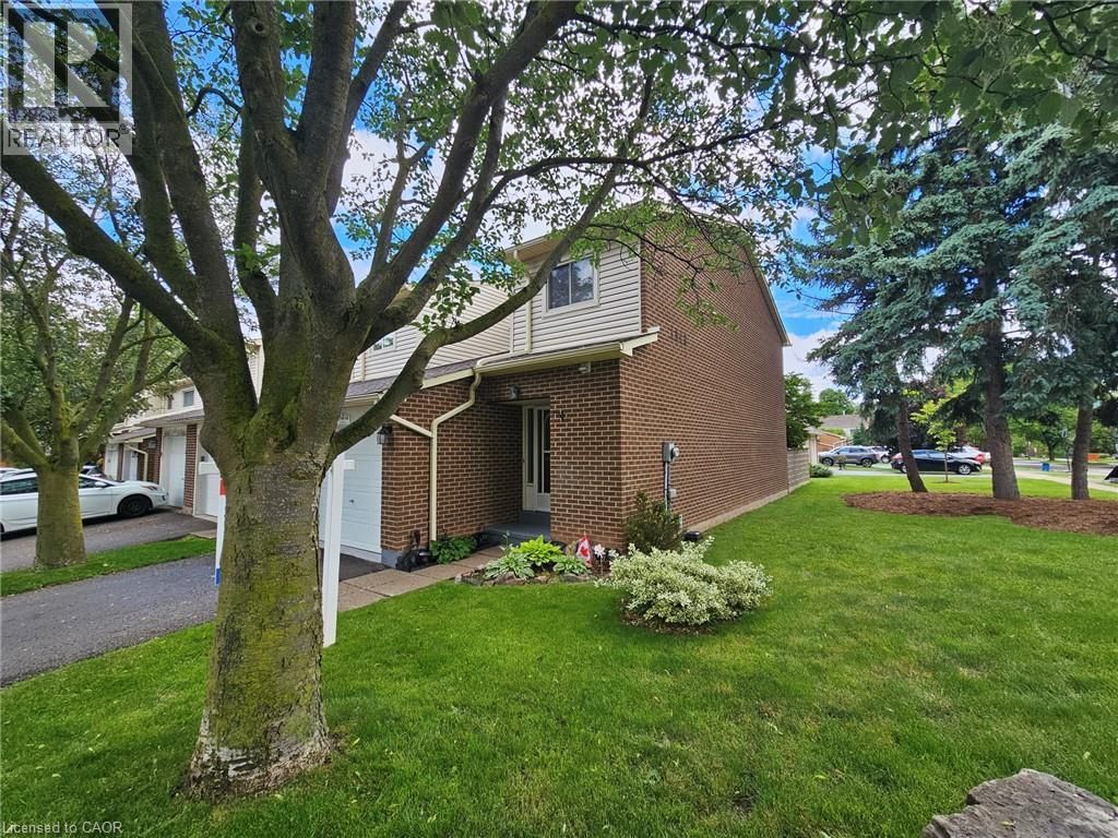1548 Newlands Crescent Unit# 14, Burlington