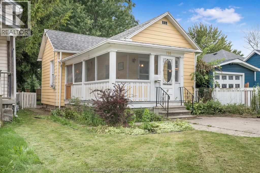 196 Raleigh Street, Chatham