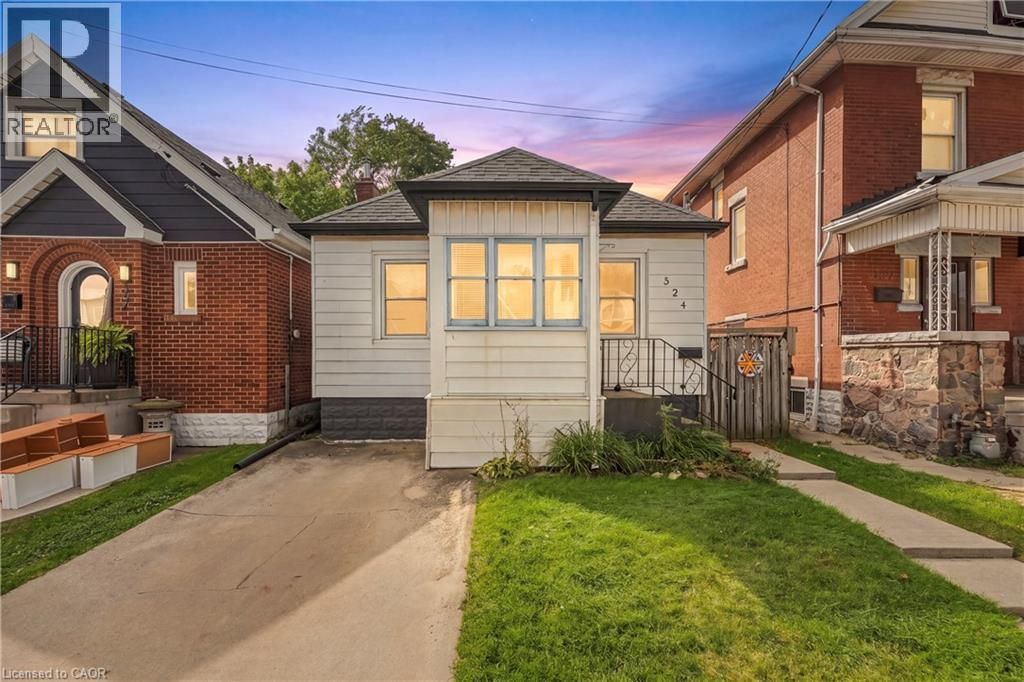 524 Roxborough Avenue, Hamilton