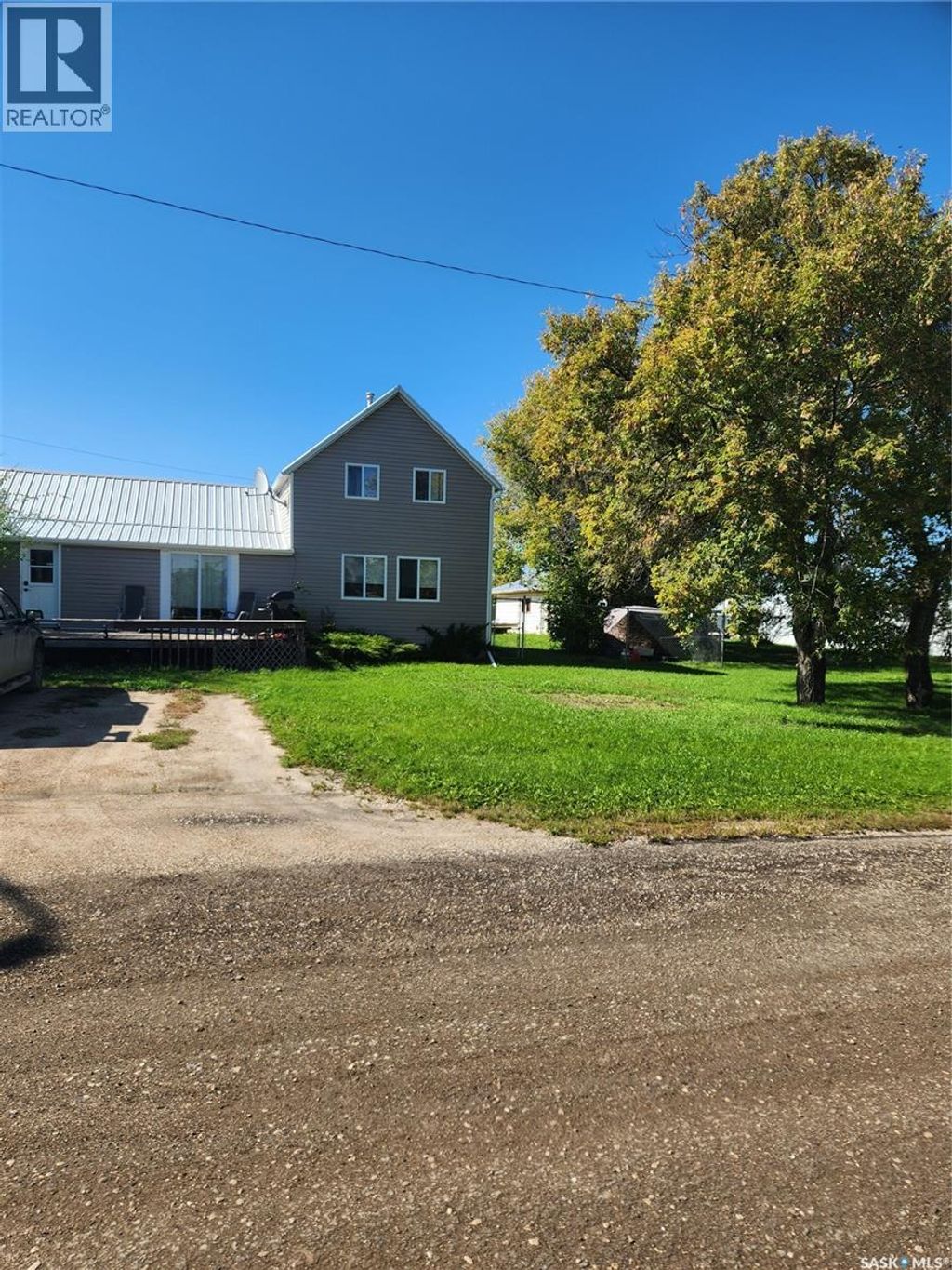 748 Market Street, Bethune