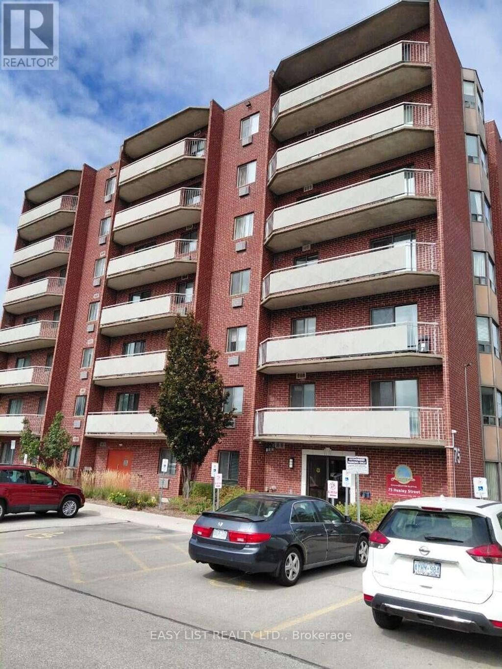 205 - 75 Huxley Street, London South (south E)