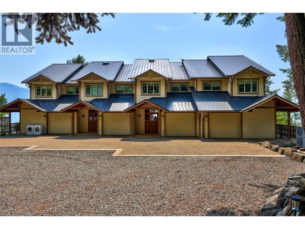 1959 Bristow Road Unit# 3, North Shuswap