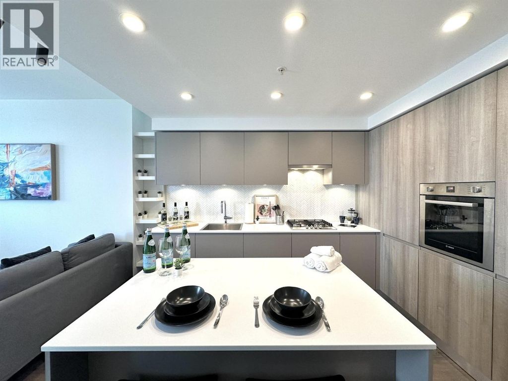 2511 3833 Evergreen Place, Burnaby