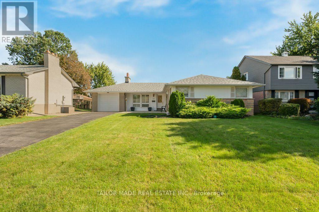 22 Greystone Crescent, Brampton (brampton South)