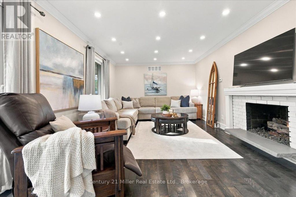 37 Tulip Street, Oakville (br Bronte)