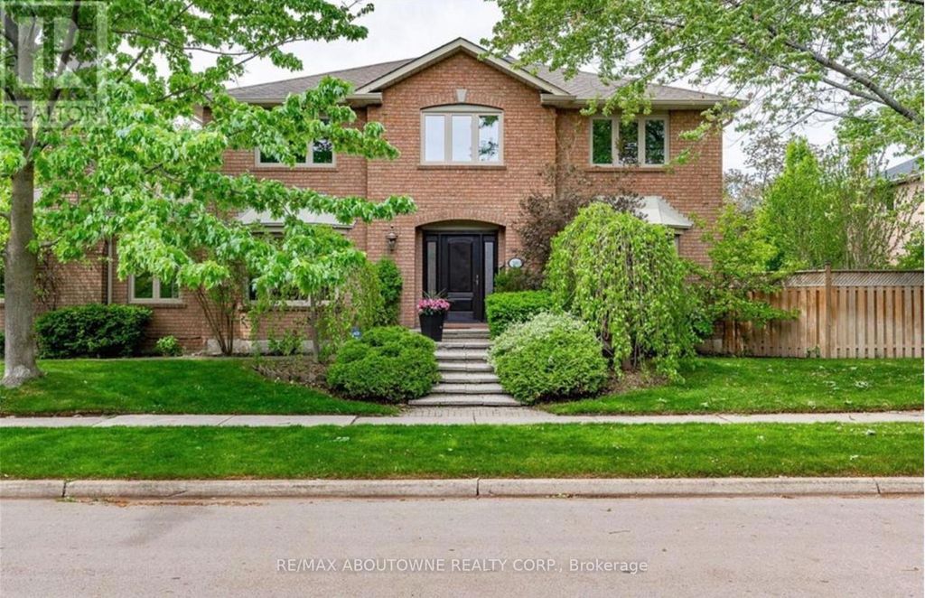 500 Blenheim Crescent, Oakville (fd Ford)