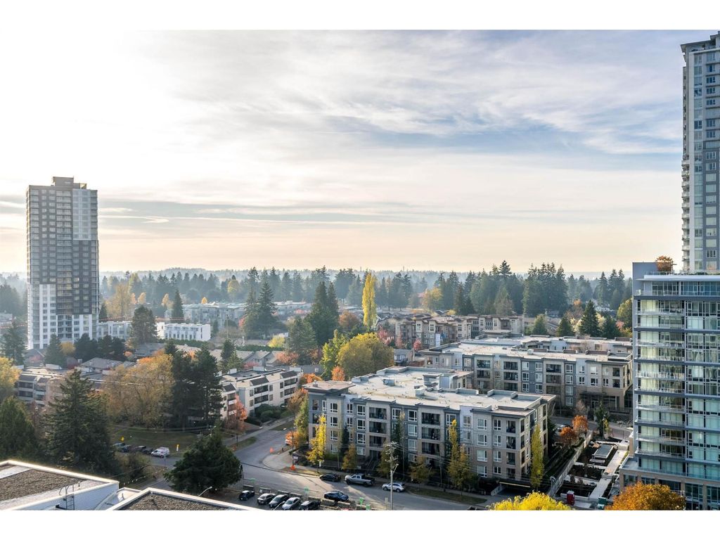 1802 13438 Central Avenue, Surrey