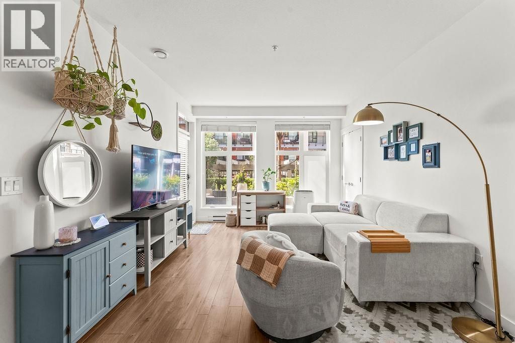 113 750 Dogwood Street, Coquitlam