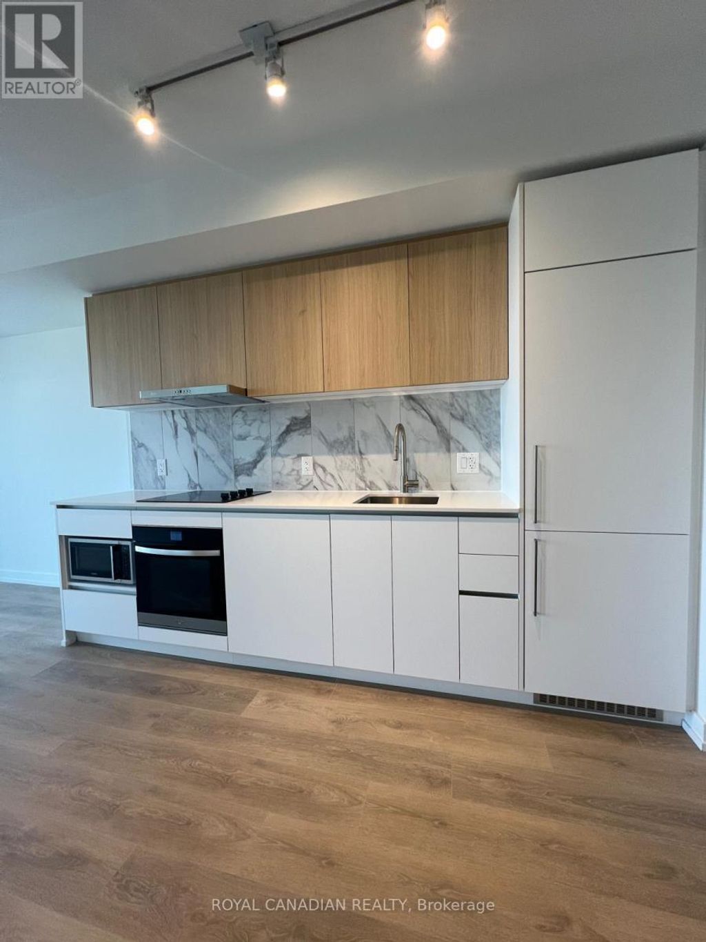 837 - 1100 Sheppard Avenue W, Toronto (york University Heights)