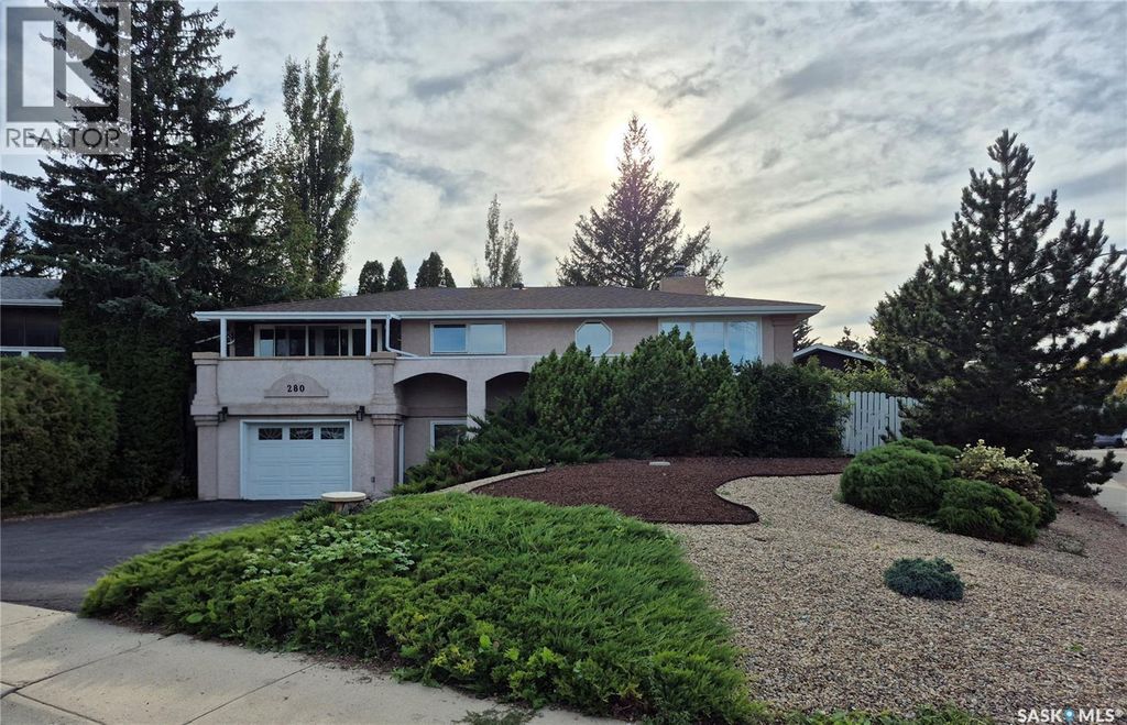 280 Hayes Drive, Swift Current