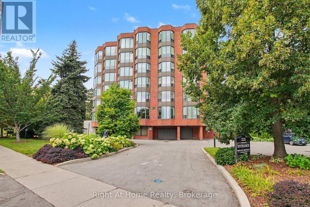 603 - 2121 Lakeshore Road, Burlington (brant)