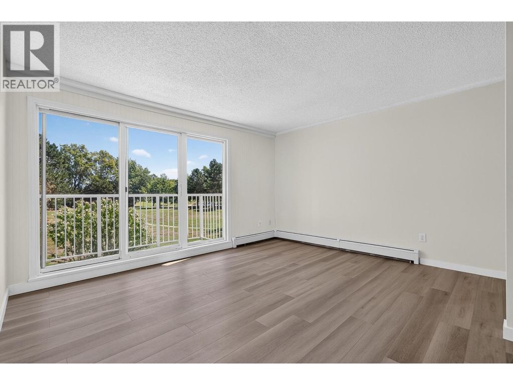 203 7220 Lindsay Road, Richmond