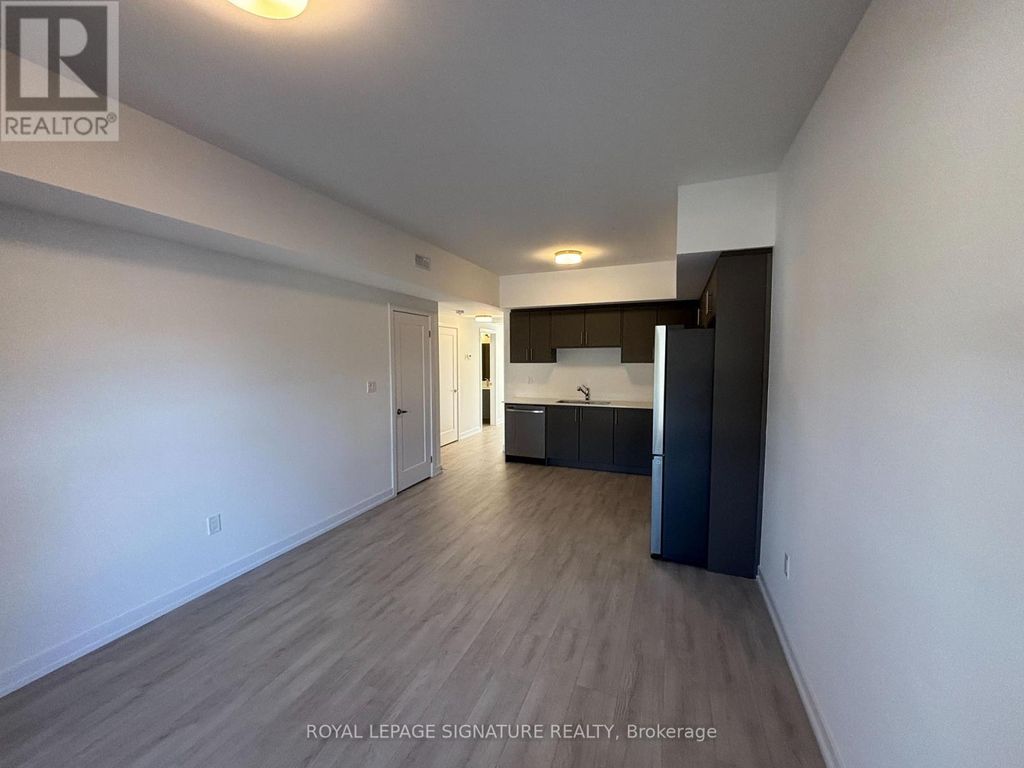 28 - 42 Lowes Road W, Guelph (clairfields/hanlon Business Park)