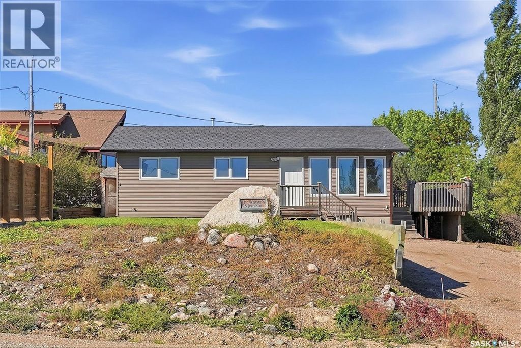 218 Jean Street E, Manitou Beach