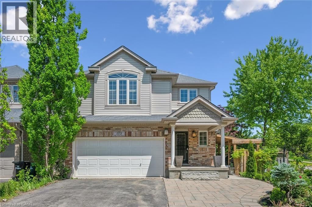 153 Sims Estate Drive Unit# 2, Kitchener