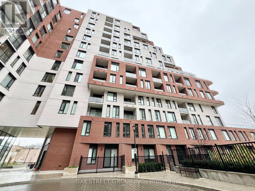 209 - 11 Maryport Avenue, Toronto (downsview-Roding-Cfb)