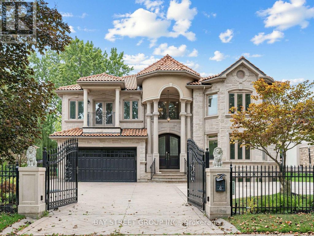 2334 Hammond Road, Mississauga (sheridan)