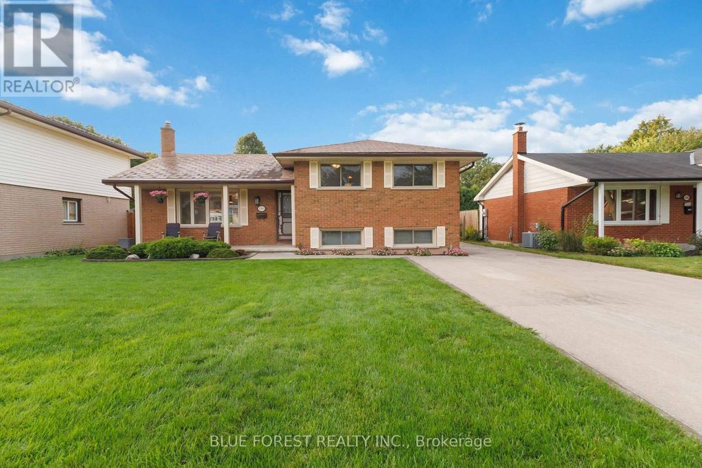 1260 Victoria Drive, London East (east C)