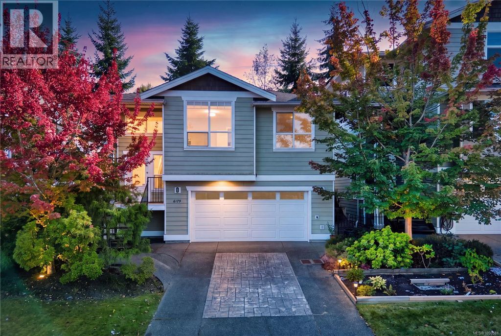 6179 Strathcona Pl, Nanaimo
