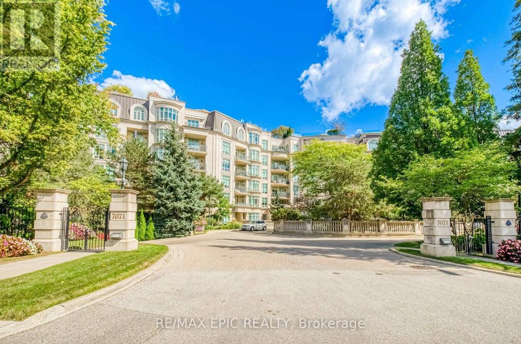 211 - 7071 Bayview Avenue, Markham (bayview Glen)