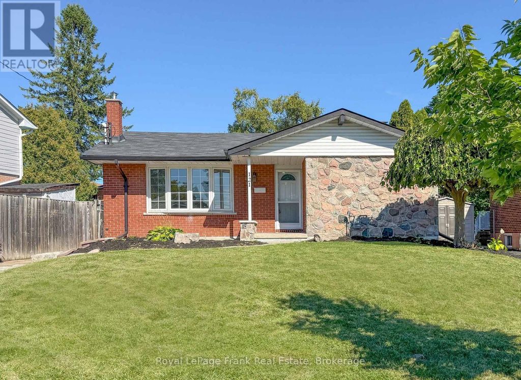 121 Labrador Drive, Oshawa (donevan)