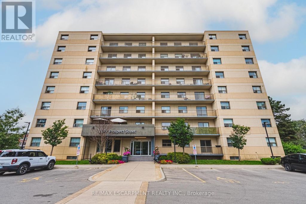 104 - 2077 Prospect Street, Burlington (brant)