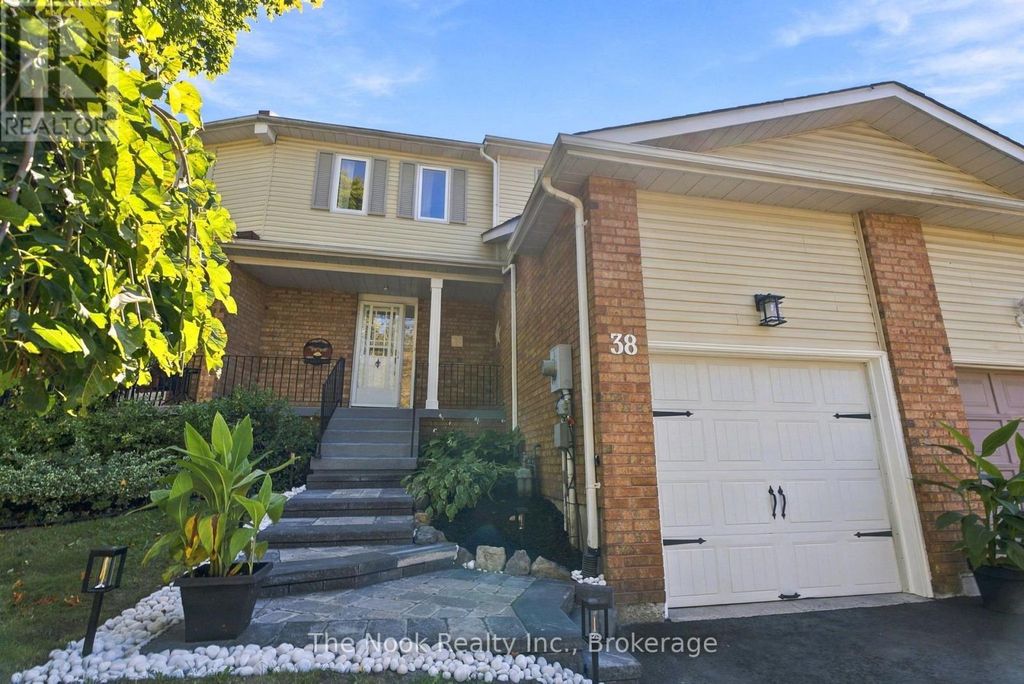 38 Galbraith Court, Clarington (bowmanville)