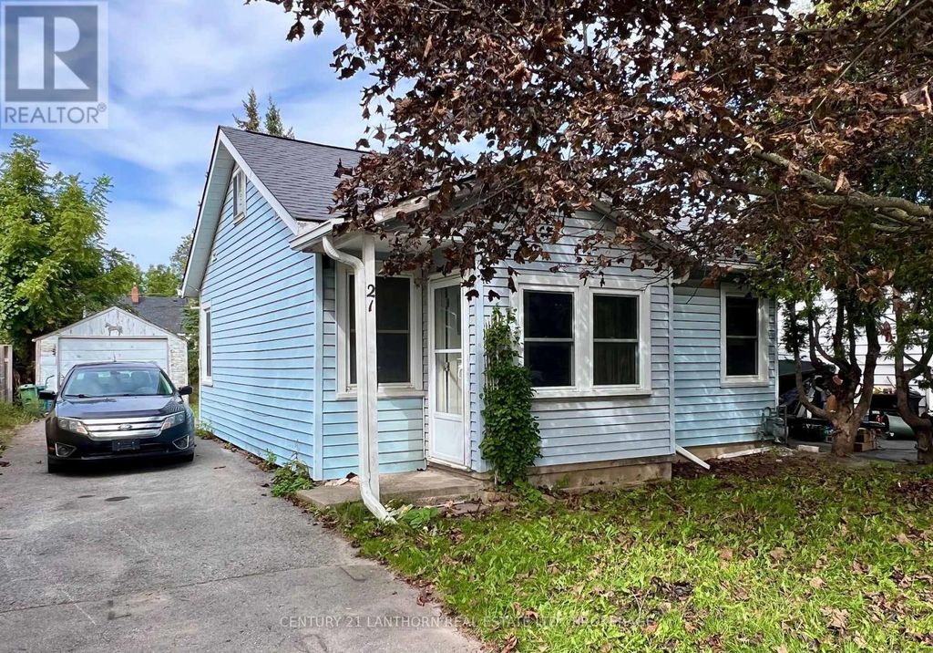 21 First Avenue, Kingston (east Of Sir John A. Blvd)
