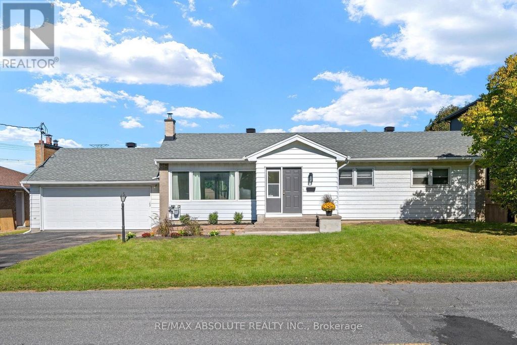 9 Epworth Avenue, Ottawa