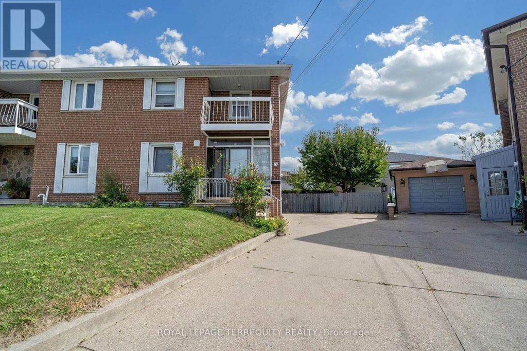 11 Dixiana Court, Toronto (glenfield-Jane Heights)