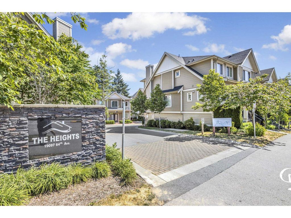 25 19097 64 Avenue, Surrey