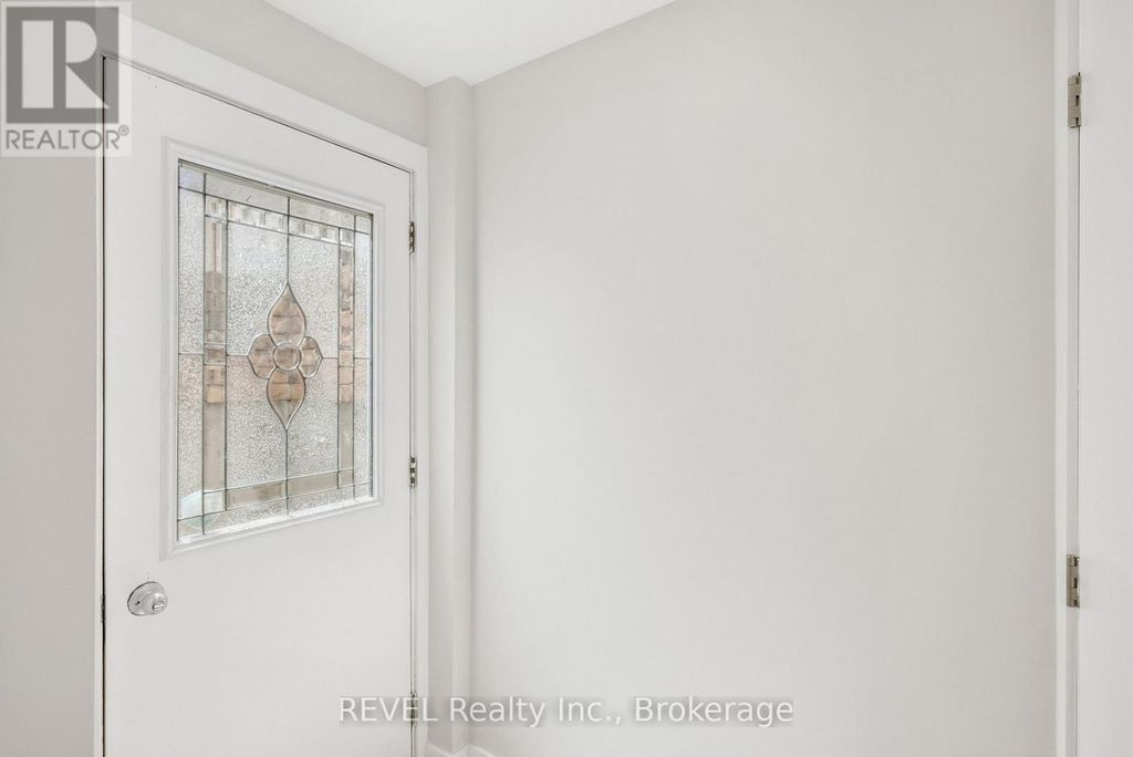 Lower - 6166 Wildrose Crescent, Niagara Falls (oldfield)