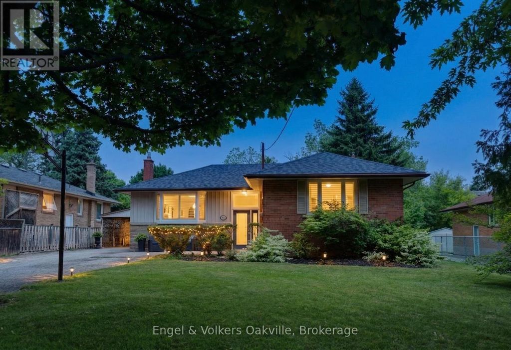 465 Fourth Line, Oakville (wo West)