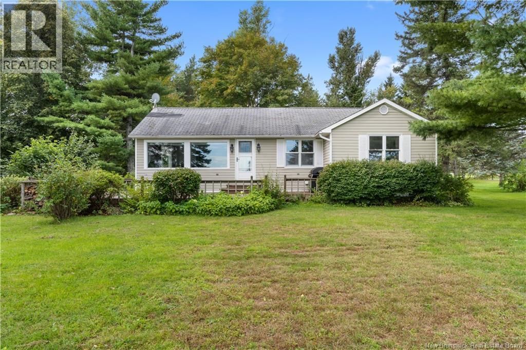 72 Hanington, Shediac Cape