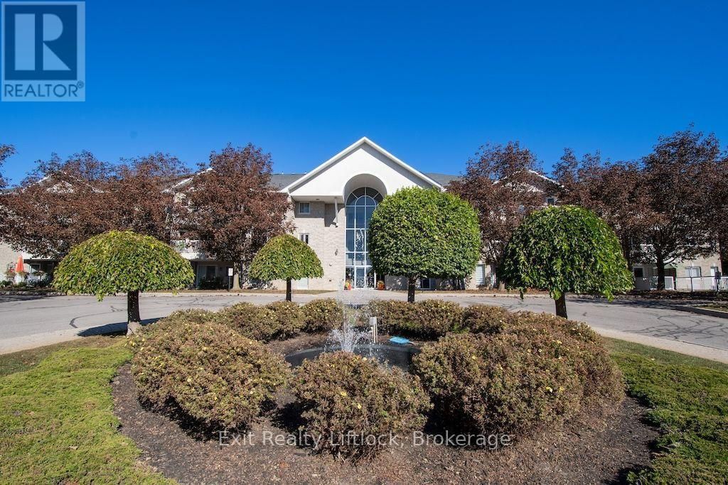 202 C - 1099 Clonsilla Avenue, Peterborough (otonabee Ward 1)