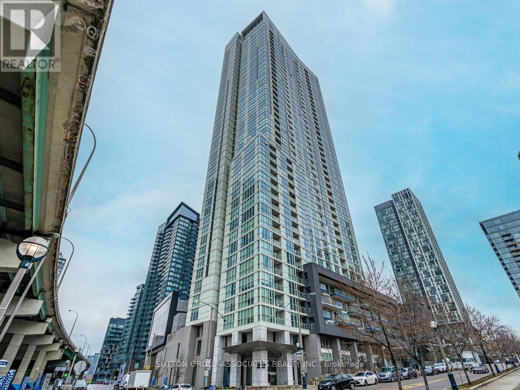2808 - 75 Queens Wharf Road, Toronto (waterfront Communities)
