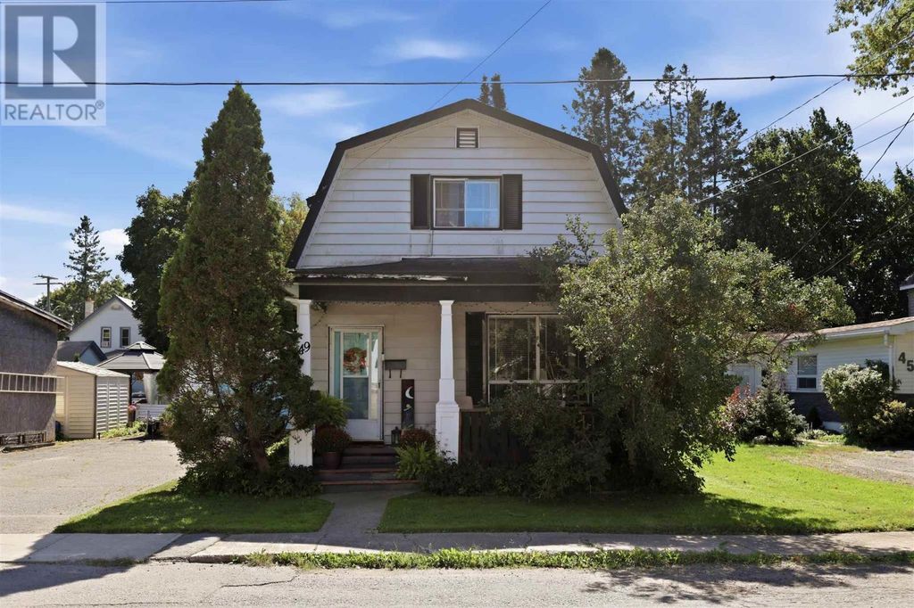49 Hawthorne Ave, Sault Ste. Marie