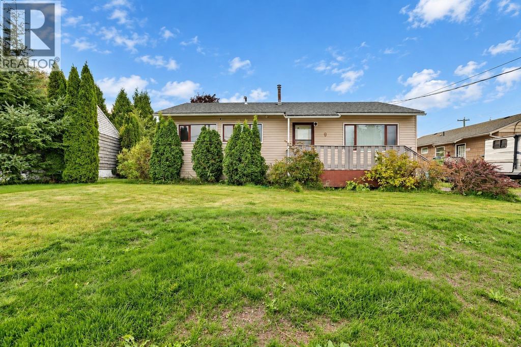 9 Lillooet Crescent, Kitimat