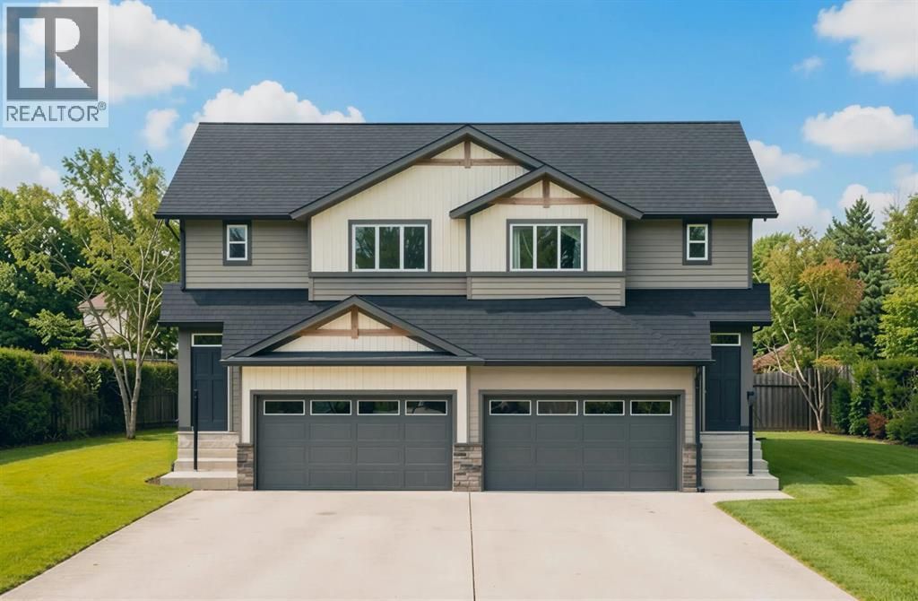320 Edgefield Close, Strathmore