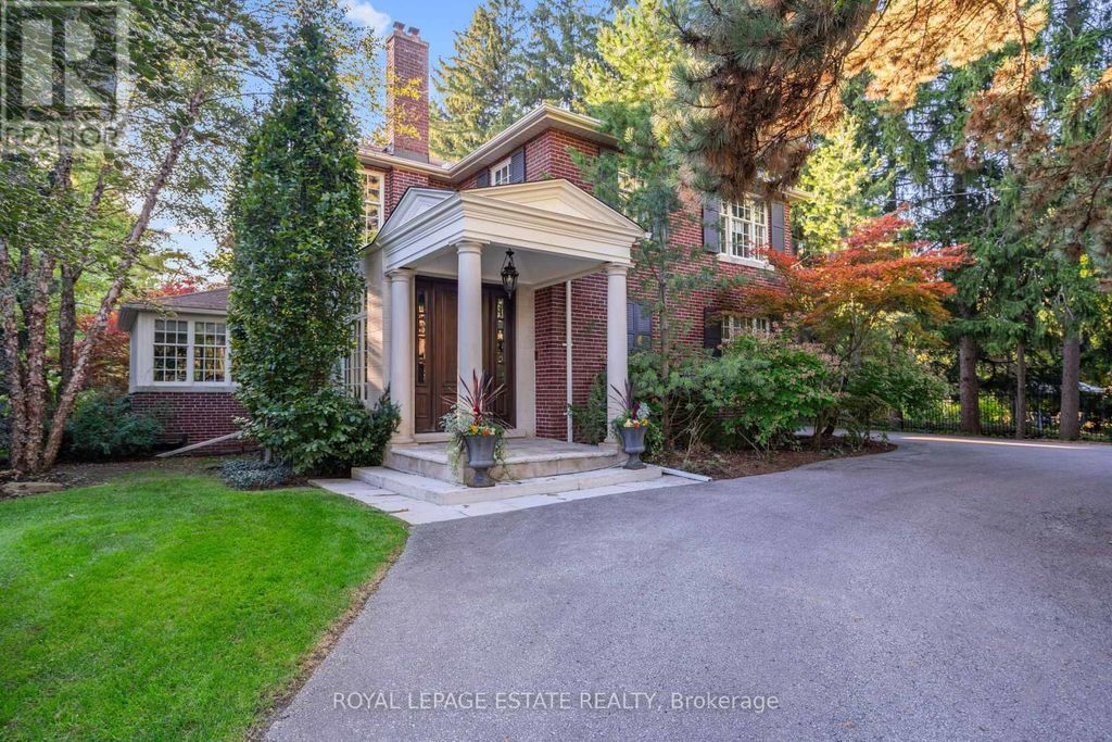 22 Hill Crescent, Toronto (scarborough Village)
