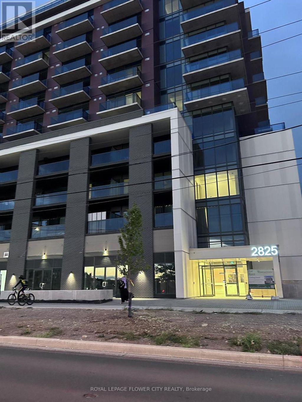 1007 - 2825 Jane Street, Toronto (glenfield-Jane Heights)