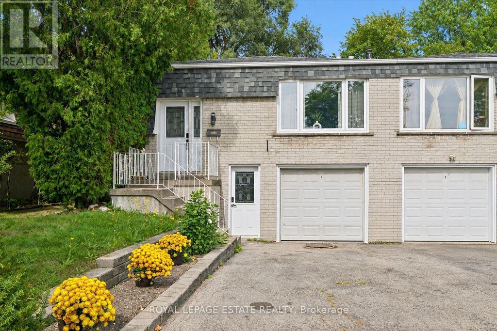 3325 Strabane Drive, Mississauga (erindale)